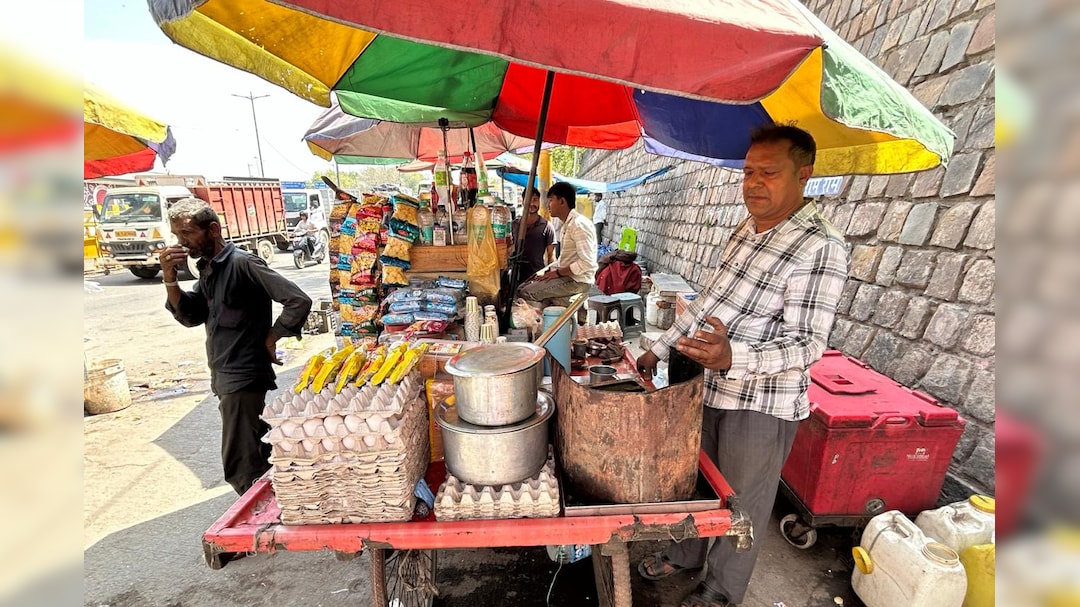New Delhi Street Stalls Show The Cost Of India's Energy Crunch