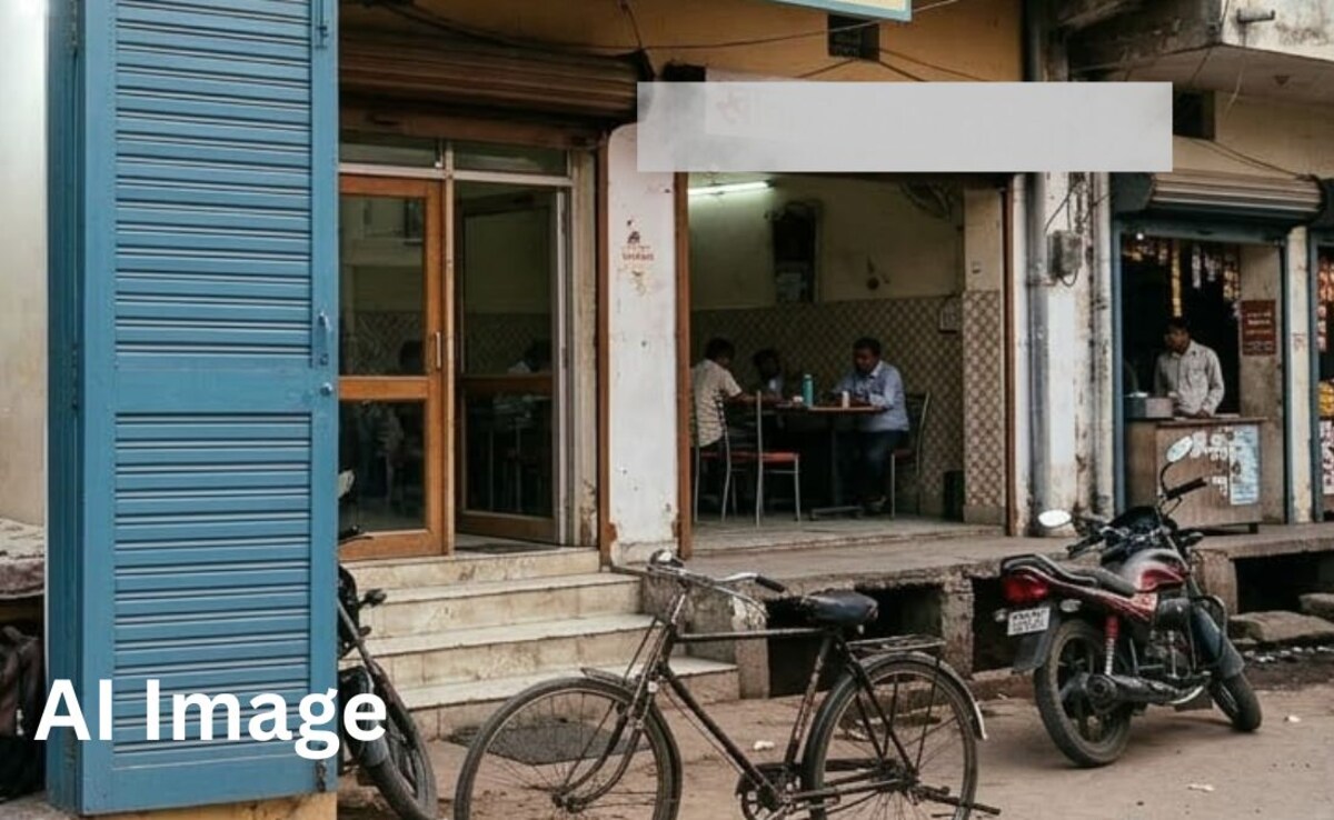 अलीगढ़: ड्यूटी जाते ही प्रेमी से मिलने होटल पहुंची पत्नी, पुलिस के साथ आ धमका पति और खुल गई सारी पोल