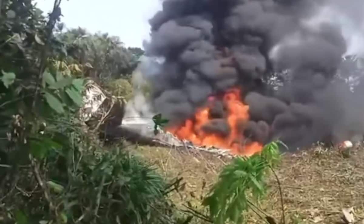 Colombian Military Transport Plane With 80 Troops Crashes After Takeoff