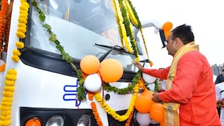 राजस्थान दिवस के मौके पर प्रदेश को मिली 207 नई रोडवेज बसों की सौगात, सीएम भजनलाल शर्मा ने दिखाई हरी झंडी