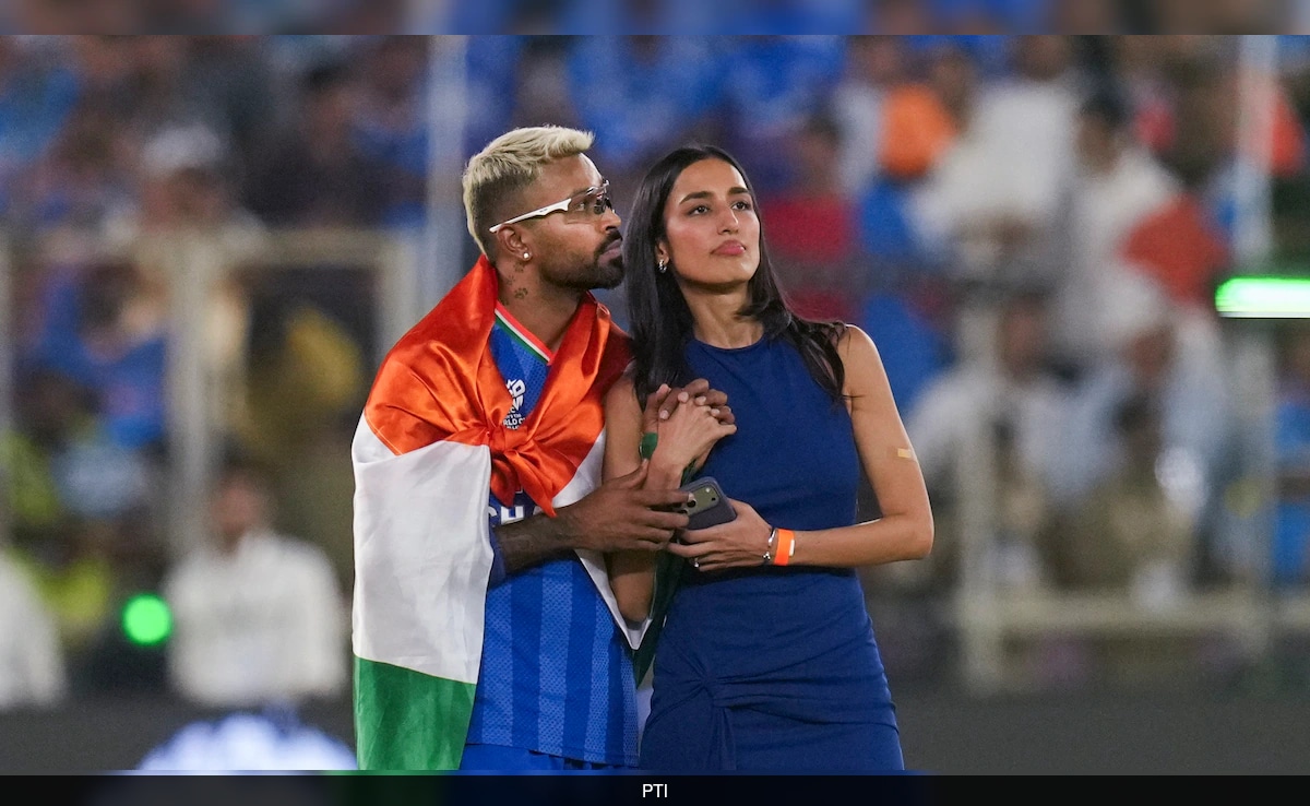 गर्लफ्रेंड से 'मिसेज' बनी माहिका शर्मा! वर्ल्ड कप जीतने के बाद हार्दिक पांड्या ने कही बड़ी बात