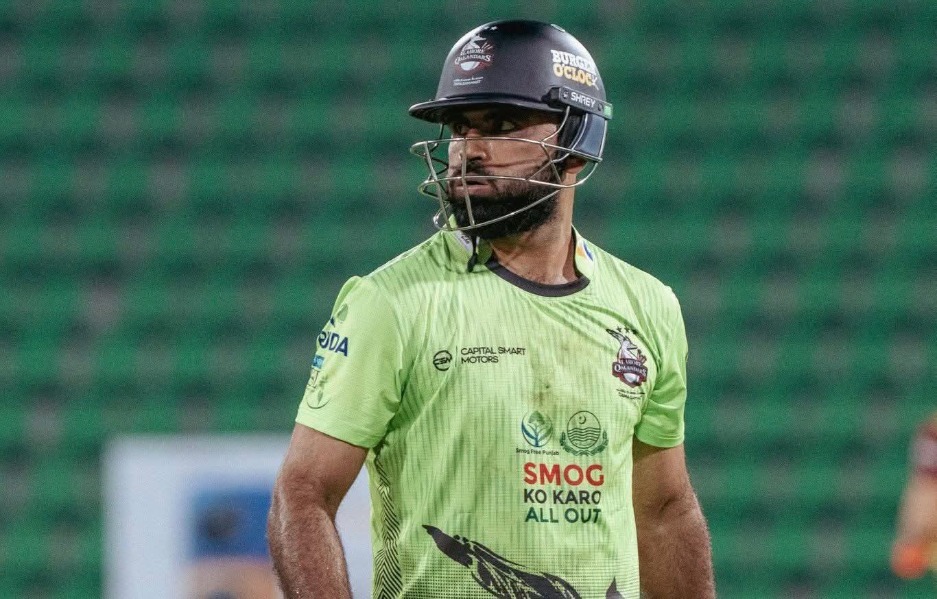 Amid Ball Tampering Row, Fakhar's Suspicious Act During T20 World Cup Viral