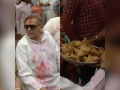 राज कपूर स्टाइल में खेली होली तो त्योहार का मजा हो जाएगा दोगुना, रंग की हौद से ढोलक की थाप तक सब मौजूद