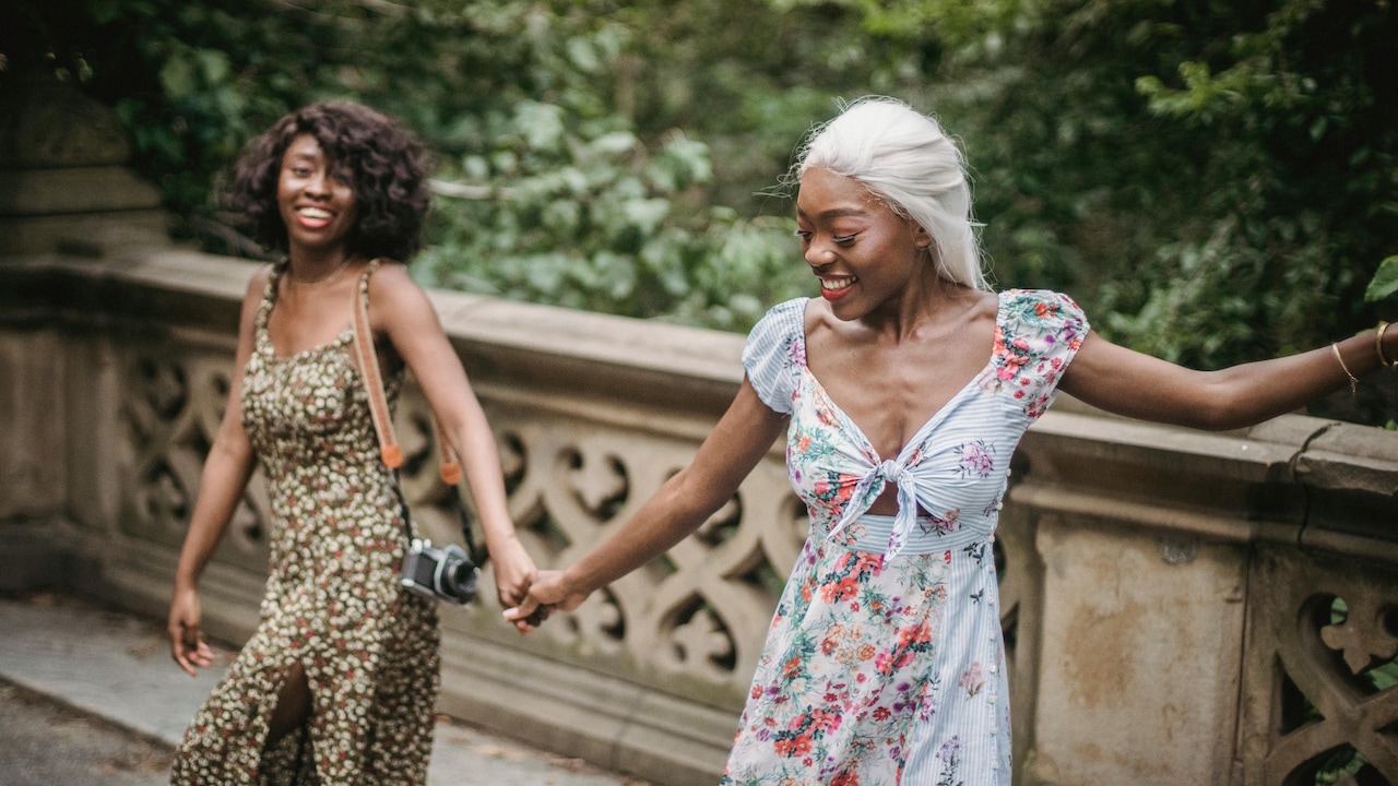 Tiered Dress Styling Guide: Easy Ways To Add Shape And Avoid Bulk