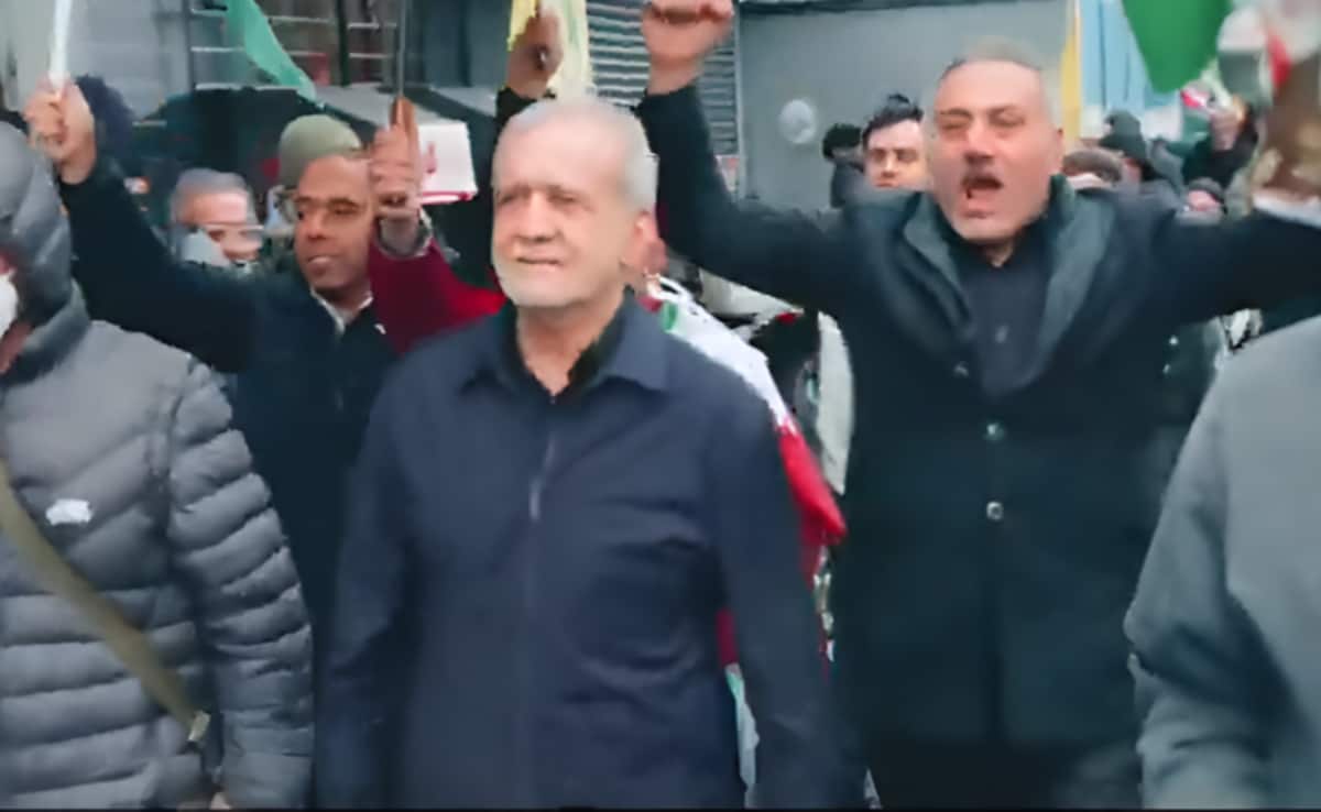 ईरान के टॉप अधिकारी अली लारिजानी और बासिज कमांडर पर एयरस्ट्राइक, इजरायल का दावा- मारे गए