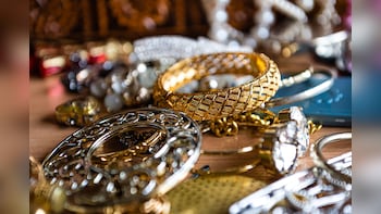 Gold, Silver To Remain Range-Bound, Powell Speech, Middle East In Focus: Analysts