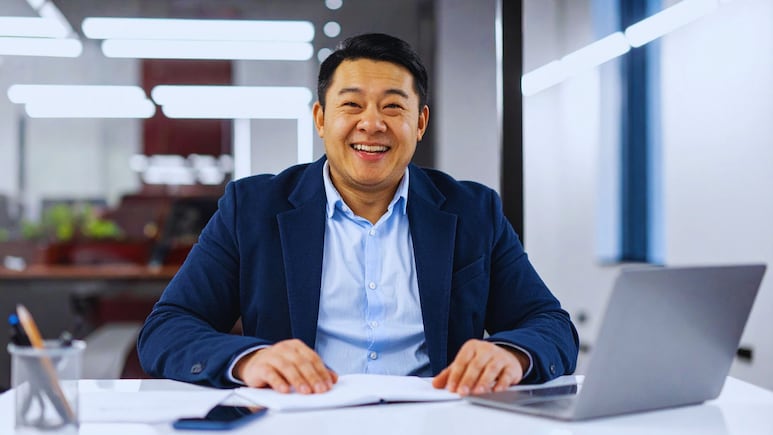 Viral News: 'रोज पश्चाताप झाला असता..'  जॉईनिंगच्या आधीच तरुणाने 26 लाखांची नोकरी सोडली; चक्रावणारे कारण