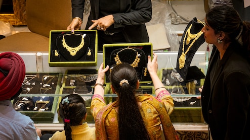Gold, Silver Prices Rise Slightly Today: Check Latest Rates In Your City