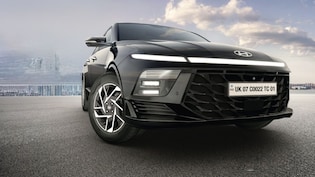 नई 2026 Hyundai Verna लॉन्च: 25 से ज्यादा बड़े अपडेट, कीमत सुनकर चौंक जाएंगे आप