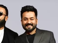 क्रिकेटर थे आदित्य धर, राजनीति के कारण अंडर-19 टीम से हुए बाहर, 1,300 करोड़ी फिल्म 'धुरंधर' देकर दुनिया भर में हुए मशहूर