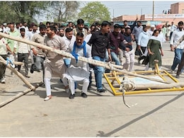 Protest in Rajasthan: घडसाना में भारी तनाव, बैरिकेड्स तोड़कर SDM दफ्तर में घुसी भीड़; पुलिस के साथ तीखी झड़प