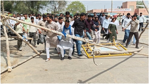 Protest in Rajasthan: घडसाना में भारी तनाव, बैरिकेड्स तोड़कर SDM दफ्तर में घुसी भीड़; पुलिस के साथ तीखी झड़प