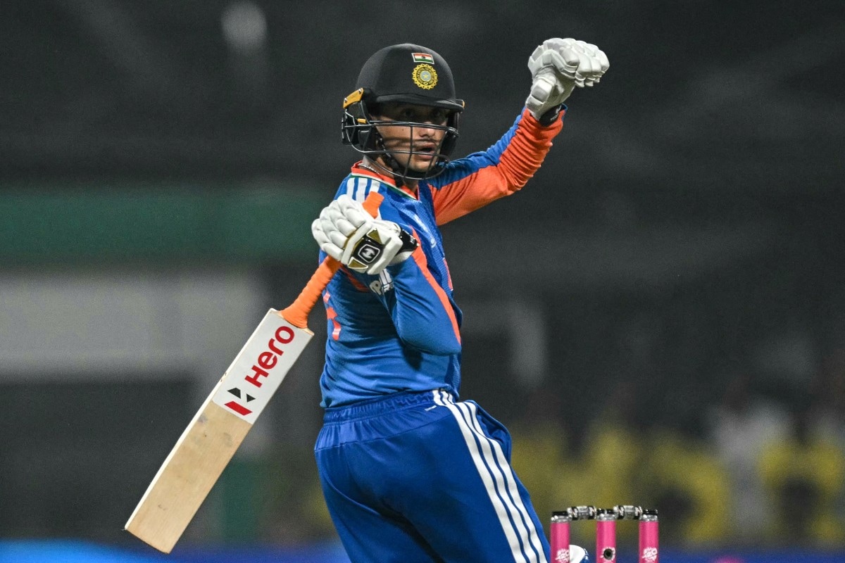 Shastri Ready To Snub Abhishek For Semifinal vs England. But, On A Condition