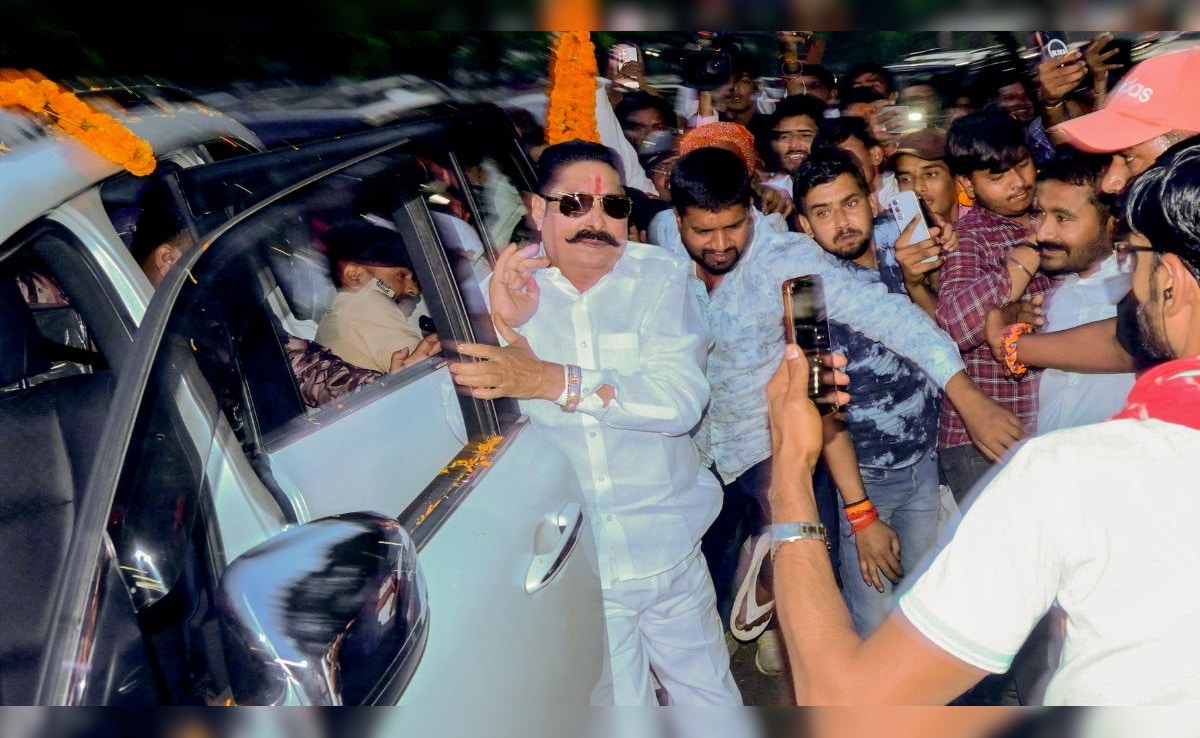 सूरजभान के घर के सामने नारेबाजी, जगह-जगह जनसैलाब, 50 KM के अनंत रोड शो में क्या-क्या हुआ?