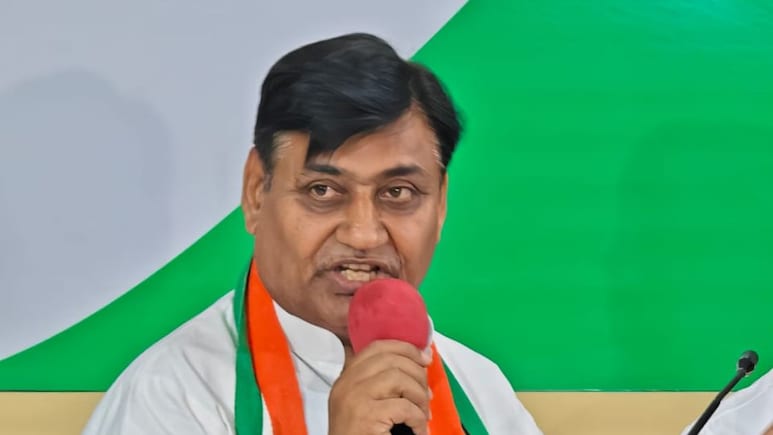 राजस्थान में LPG संकट को लेकर डोटासरा ने भजनलाल सरकार को घेरा, कहा- 11 दिन बाद सीएम जगे हैं