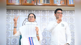बैज और विक्ट्री साइन... उम्मीदवारों के ऐलान से ठीक पहले ममता का ये अंदाज, आत्मविश्वास या विपक्ष के लिए चुनौती?