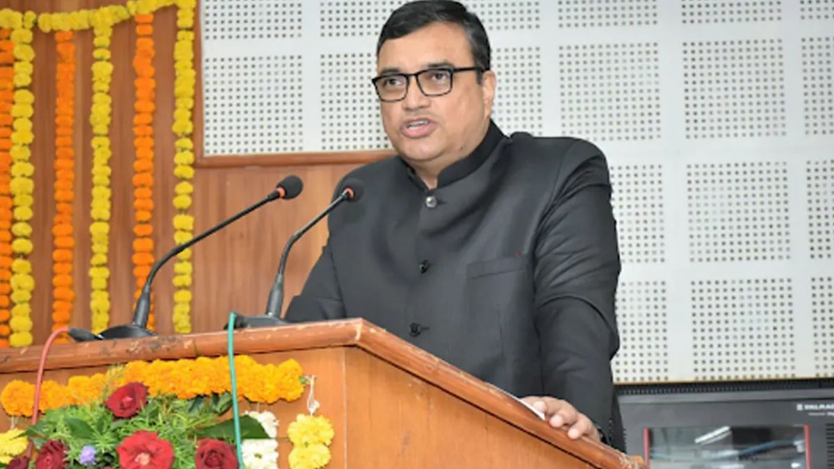 4 लाख तो मैं अपने कुत्तों पर खर्च करता हूं...जस्टिस दत्ता ने सुनाया पूर्व CJI का एक रोचक किस्सा