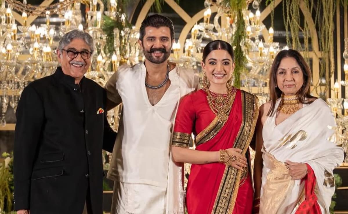 पंचायत की मंजू देवी बनेंगी 66 की उम्र में मां? प्रेग्नेंसी पर नीना गुप्ता बोलीं- रियल लाइफ बधाई हो चाहिए