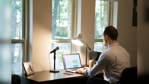 Indian Social Media Users Call For Work-from-Home Amid Middle East Fuel Concerns