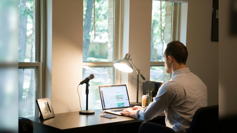 Indian Social Media Users Call For Work-from-Home Amid Middle East Fuel Concerns