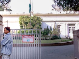 कांग्रेस को फिलहाल नहीं खाली करना होगा '24 अकबर रोड' और '5 रायसीना रोड' का बंगला, क्&zwj;या है वजह?