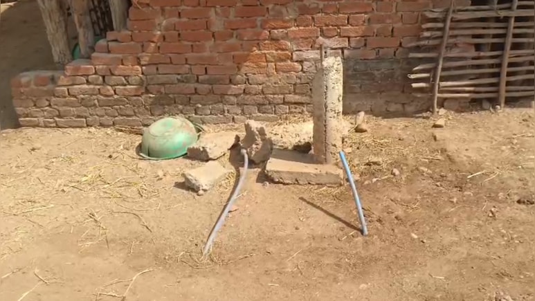 Nal Jal Yojana: गर्मी शुरू होते ही उमरिया में पेयजल संकट गहराया; पाइपलाइन सूखी, पानी के लिए भटक रहे ग्रामीण