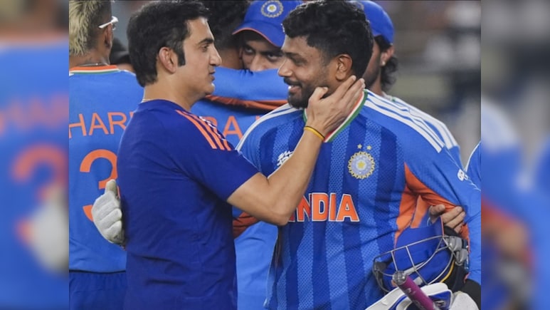 अगला धोनी नहीं, एकमात्र संजू, जब 'गुरु' गंभीर ने शशि थरूर के सामने सैमसन को लेकर कर दी थी भविष्यवाणी