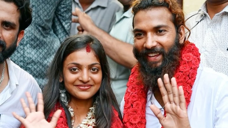 मोनालिसा ने फरमान से शादी के बाद परिवार पर लगाए आरोप, कहा- पिता अय्याश, मां पीती है शराब