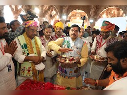 मोहन यादव ने कैबिनेट के साथ बड़वानी के भिलट देव मंदिर में की पूजा, किसान कल्याण वर्ष की शुरुआत की