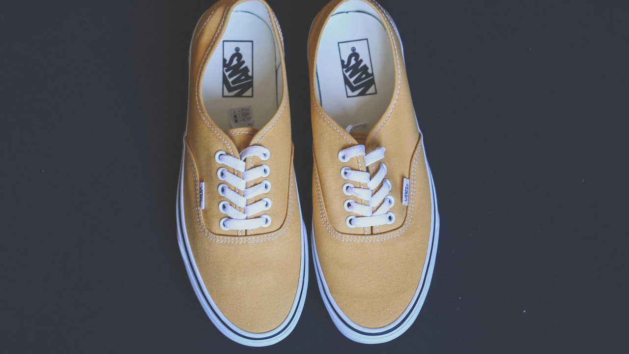 Top Casual Canvas Sneakers for Men in Multiple Colours Under Rs. 1600 Top Casual Canvas Sneakers for Men in Multiple Colours Under Rs. 1600