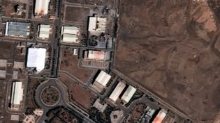 अमेरिका-इजरायल ईरान के नतांज परमाणु केंद्र पर किया हमला, सैटेलाइट तस्वीरों में देखें तबाही के निशान