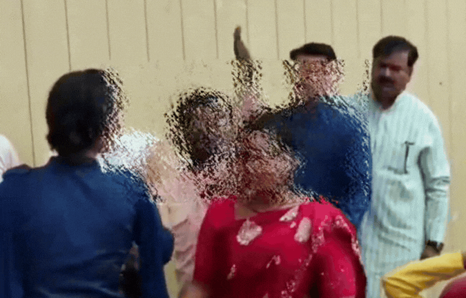 VIDEO: शिवराज सिंह चौहान के कार्यक्रम में हंगामा, पीड़ित बोला- 'मेरी साली का बलात्कार हुआ है'