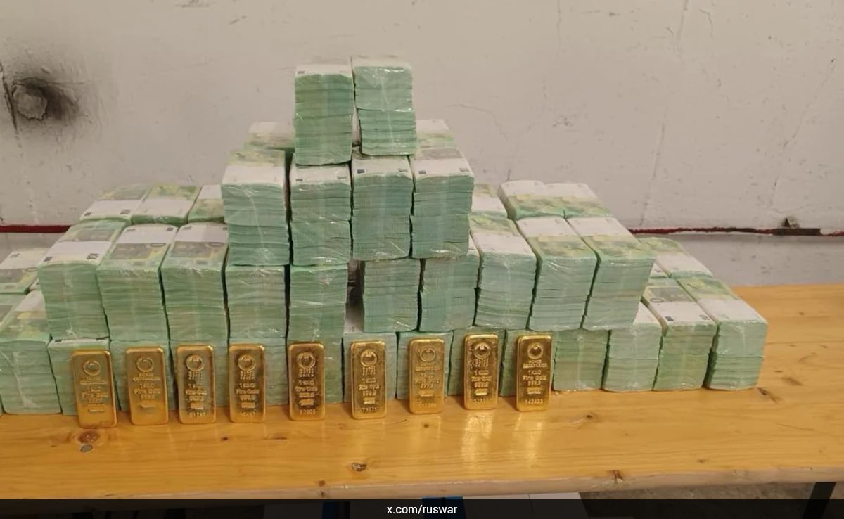 Hungary Seizes Millions In Cash And Gold From Ukrainian Convoy, Seven Detained