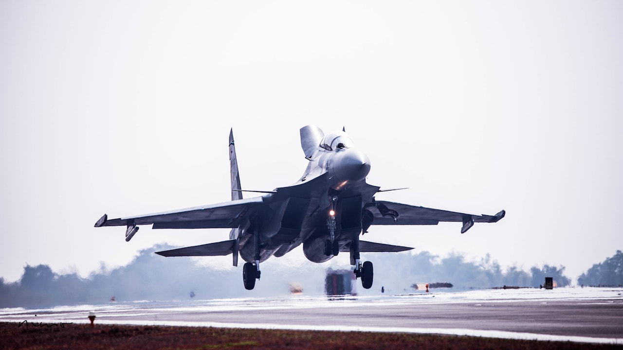 Plan To Overhaul 40 Sukhoi-30MKI Fighter Jets On Agenda In Key Government Meeting