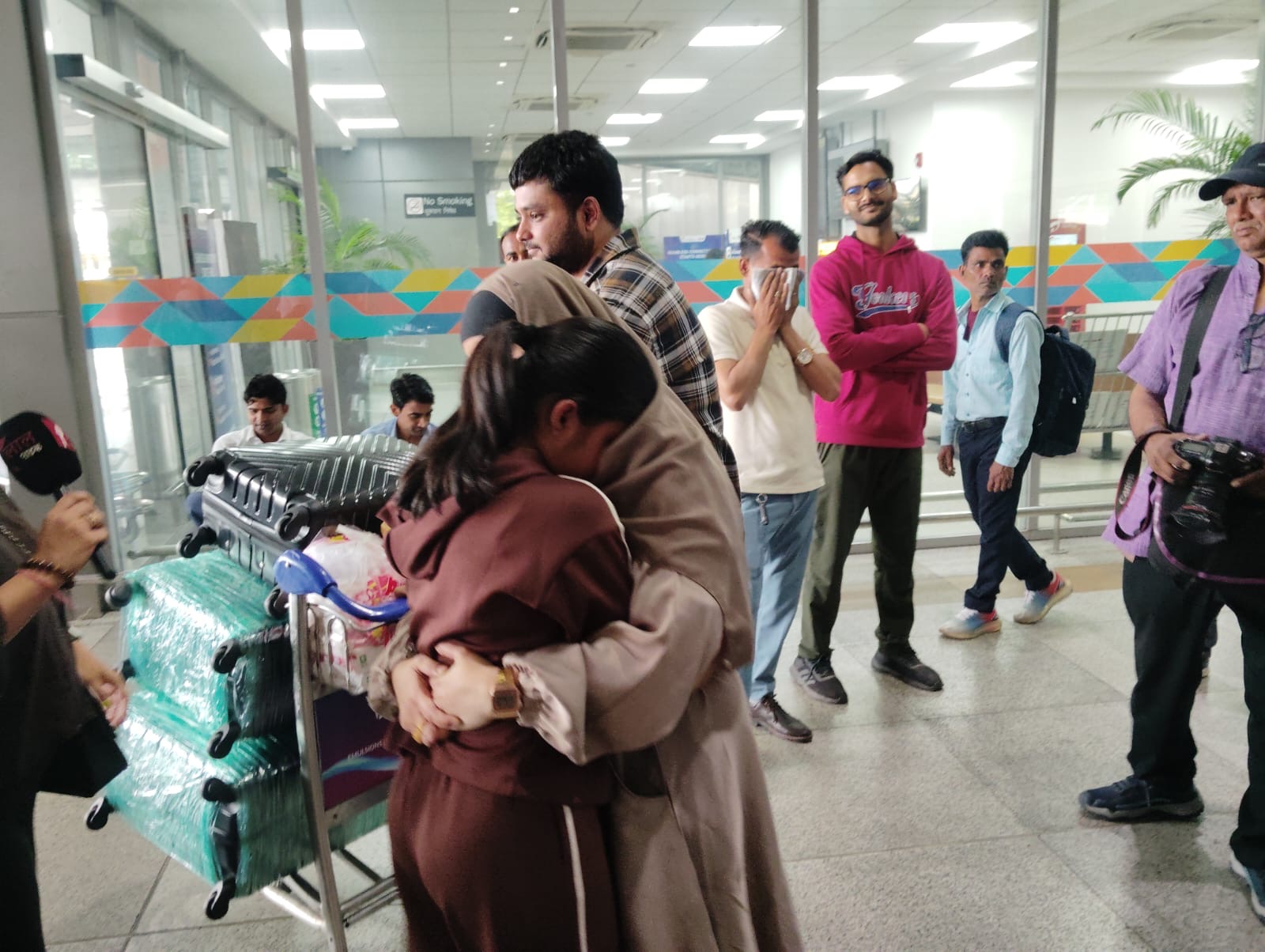 Stranded Indian Students Leave Iran Via Armenia To Reach Home Ahead Of Eid