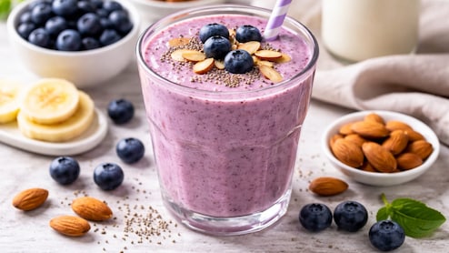 Blueberry-Almond Smoothie Recipe: गर्मी में दिमाग और शरीर दोनों को दें एनर्जी, ट्राई करें ब्लूबेरी-आलमंड स्मूदी की आसान रेसिपी
