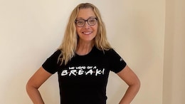 <i>The Comeback</i> Star Lisa Kudrow Says She Is "Done" With Botox: "Contributed To My Eye Irritation"
