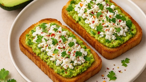 Healthy Breakfast Recipe: 10 मिनट में बनाएं प्रोटीन, फाइबर और हेल्दी फैट से भरपूर फूड ''एवोकाडो पनीर टोस्ट"