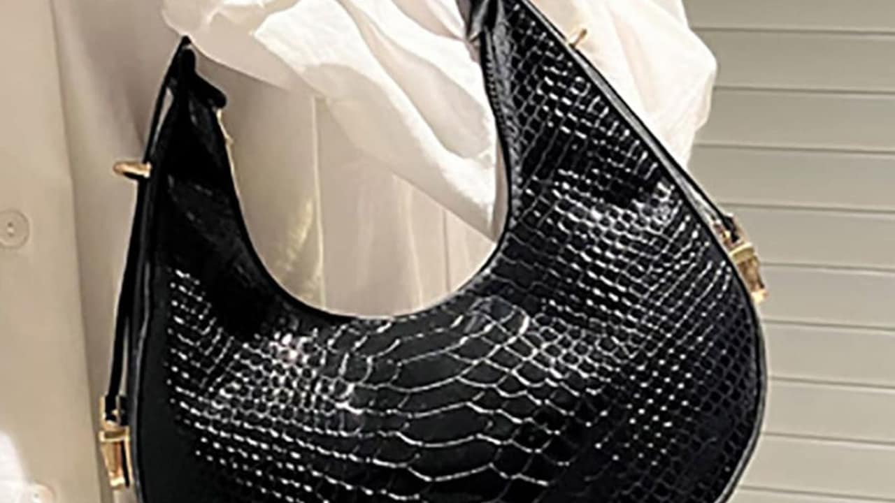 Why crescent bags are becoming the new everyday handbag?