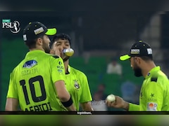 PSL मैच में मचा बवाल, फखर ज़मान पर गेंद से 'छेड़छाड़' का आरोप, कैमरे में कैद हुई शर्मनाक हरकत