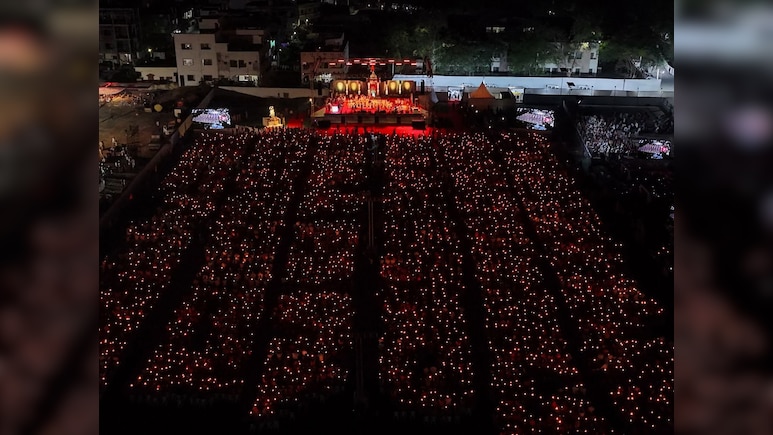रामनवमी पर महाआरती का रिकॉर्ड, सावनेर में मंत्रोच्चार के साथ 5 हजार लोगों ने की आरती, अयोध्या को पीछे छोड़ा