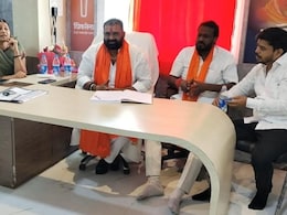 Akola News: अकोला महापालिकेत मोठी उलथापालथ! 4 नगरसेवक फुटले, गटनेता बदलला; ठाकरेंच्या पक्षाला सुरुंग