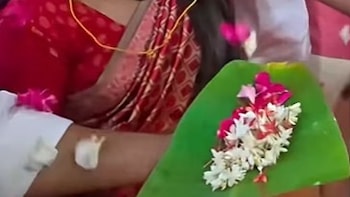 Mahakumbh Girl Monalisa Bhosle Marries Boyfriend Farman Khan In Kerala Temple Amid Police Security