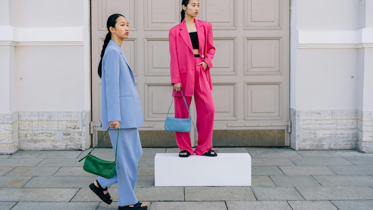 How To Style Oversized Blazers: 10 Easy Ways To Avoid The Boxy Look