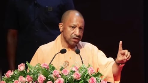 पहले यूपी में माफिया चलाते थे सरकार, भाजपा ने तोड़ दी कमर; निवेश 3.0 के शुभारंभ में बोले CM योगी