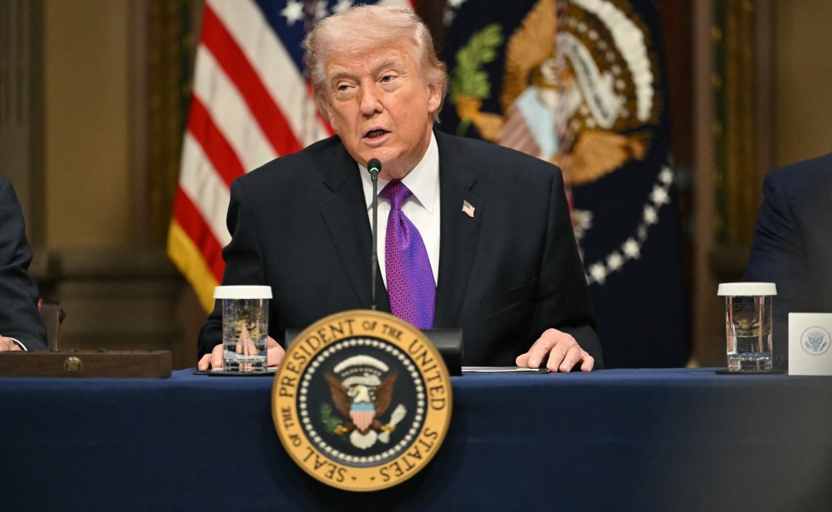 ईरान पर हाथ डाल क्या ट्रंप कर गए भूल, रूस और चीन के हाथों में अब पूरा खेल?