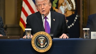 ईरान पर हाथ डाल क्या ट्रंप कर गए भूल, रूस और चीन के हाथों में अब पूरा खेल?