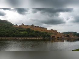 Weather Alert: राजस्&zwj;थान में पश्&zwj;च&zwj;िमी व&zwj;िक्षोभ एक्&zwj;ट&zwj;िव, आंधी बार&zwj;िश की संभावना; गर्मी से म&zwj;िलेगी राहत&nbsp;