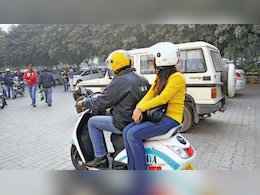 महाराष्ट्र में बाइक टैक्सी के अस्थायी लाइसेंस पर लगी रोक, ओला, उबर और रेपिडो को बड़ा झटका!