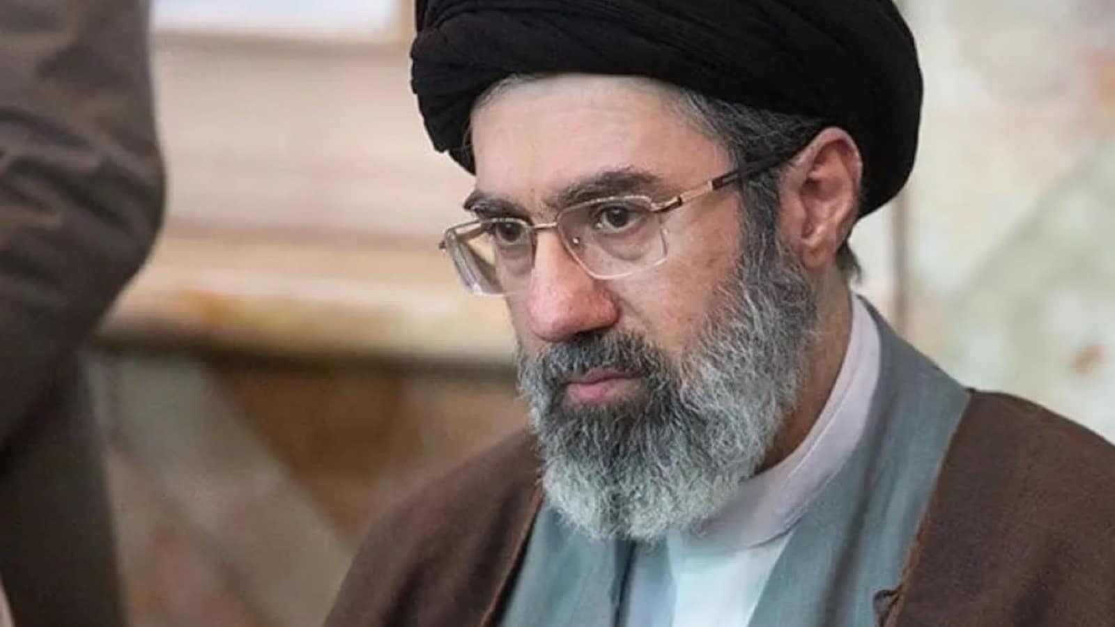 Iran's Supreme Leader Issues Ultimatum to President Amid Reports of IRGC Influence